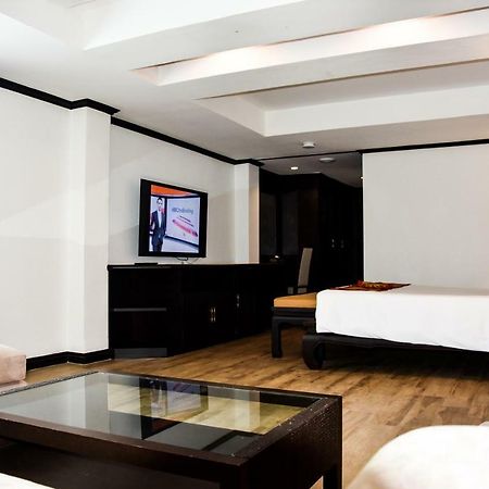 Pride Beach Resort - Adults Only Patong Ngoại thất bức ảnh