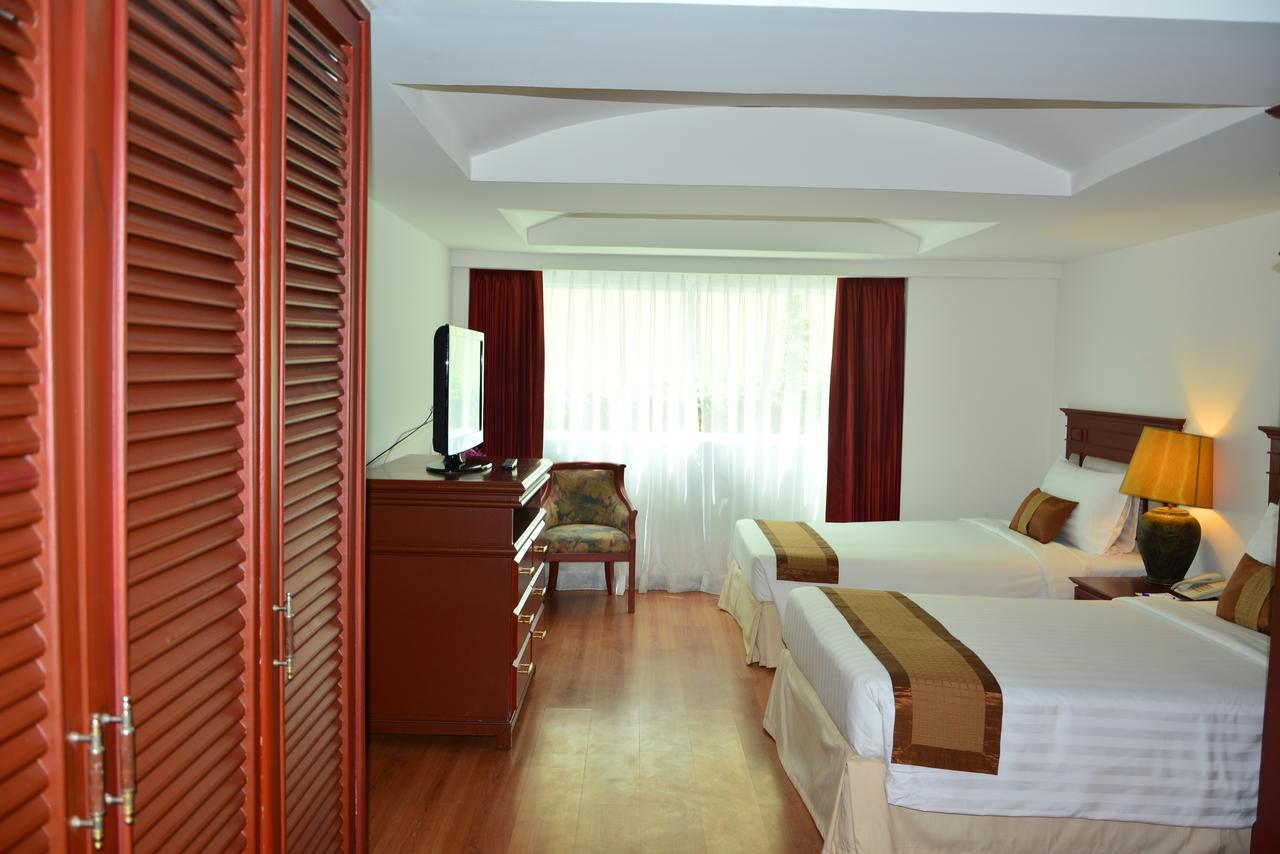 Pride Beach Resort - Adults Only Patong Ngoại thất bức ảnh