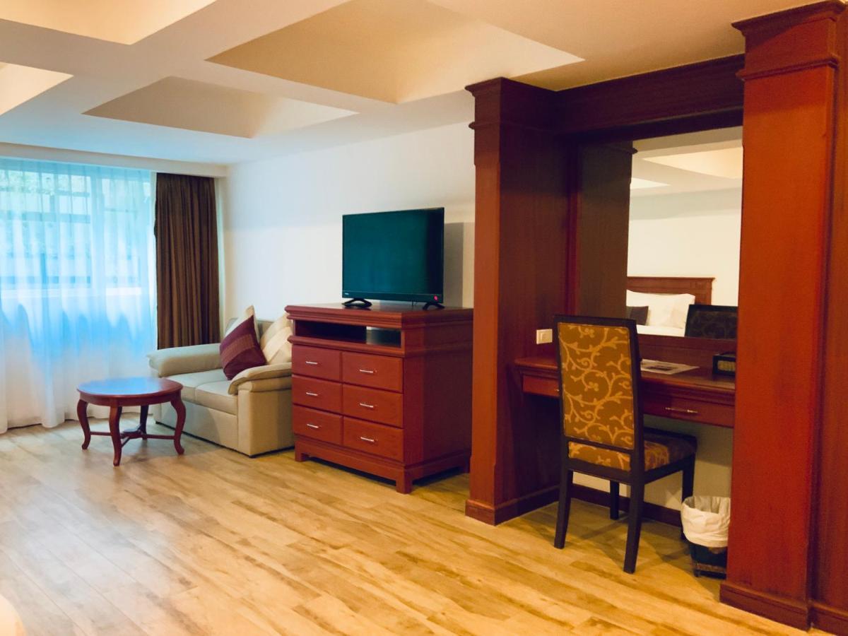 Pride Beach Resort - Adults Only Patong Ngoại thất bức ảnh